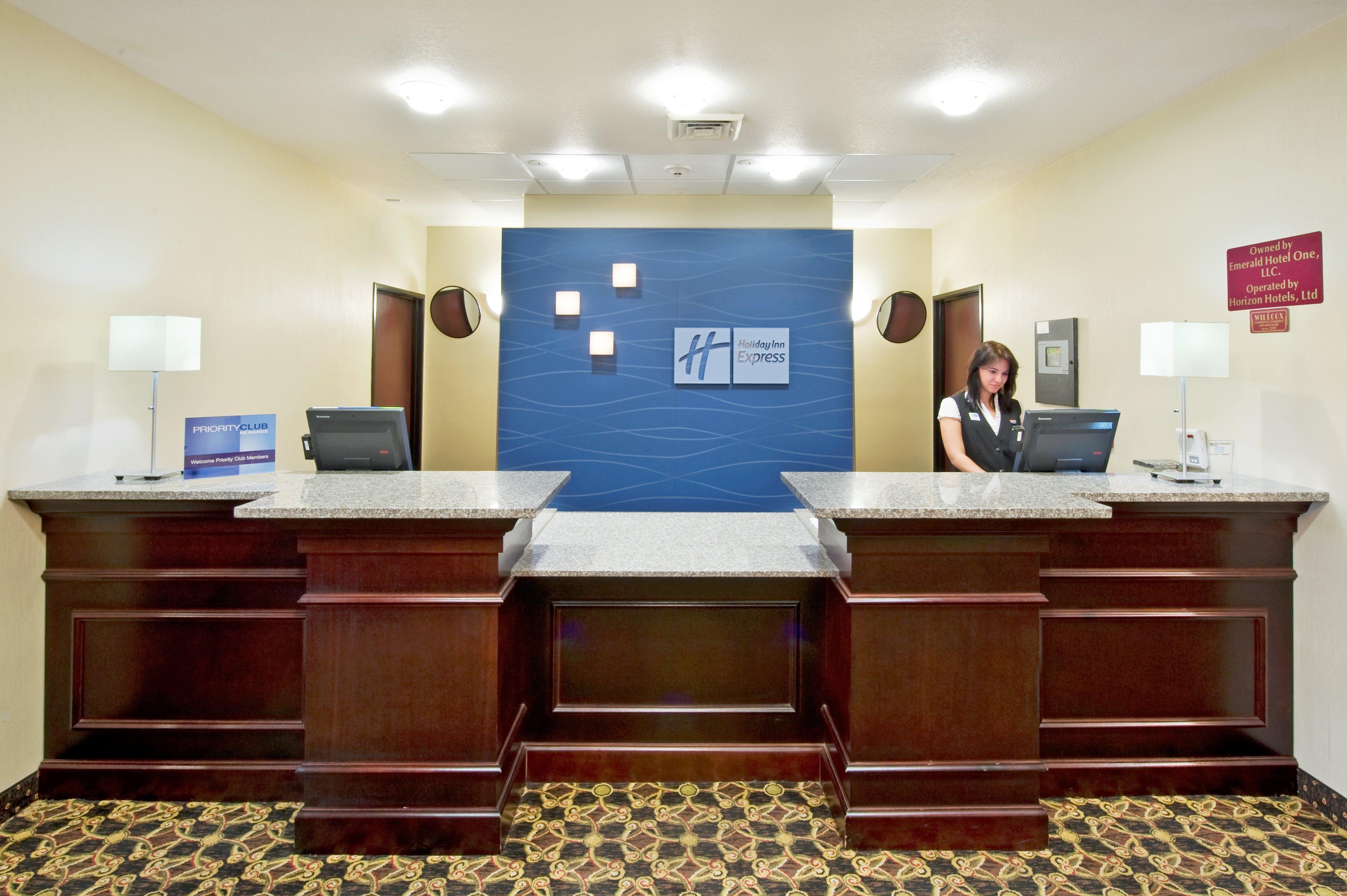Holiday Inn Express & Suites Willcox Bagian luar foto