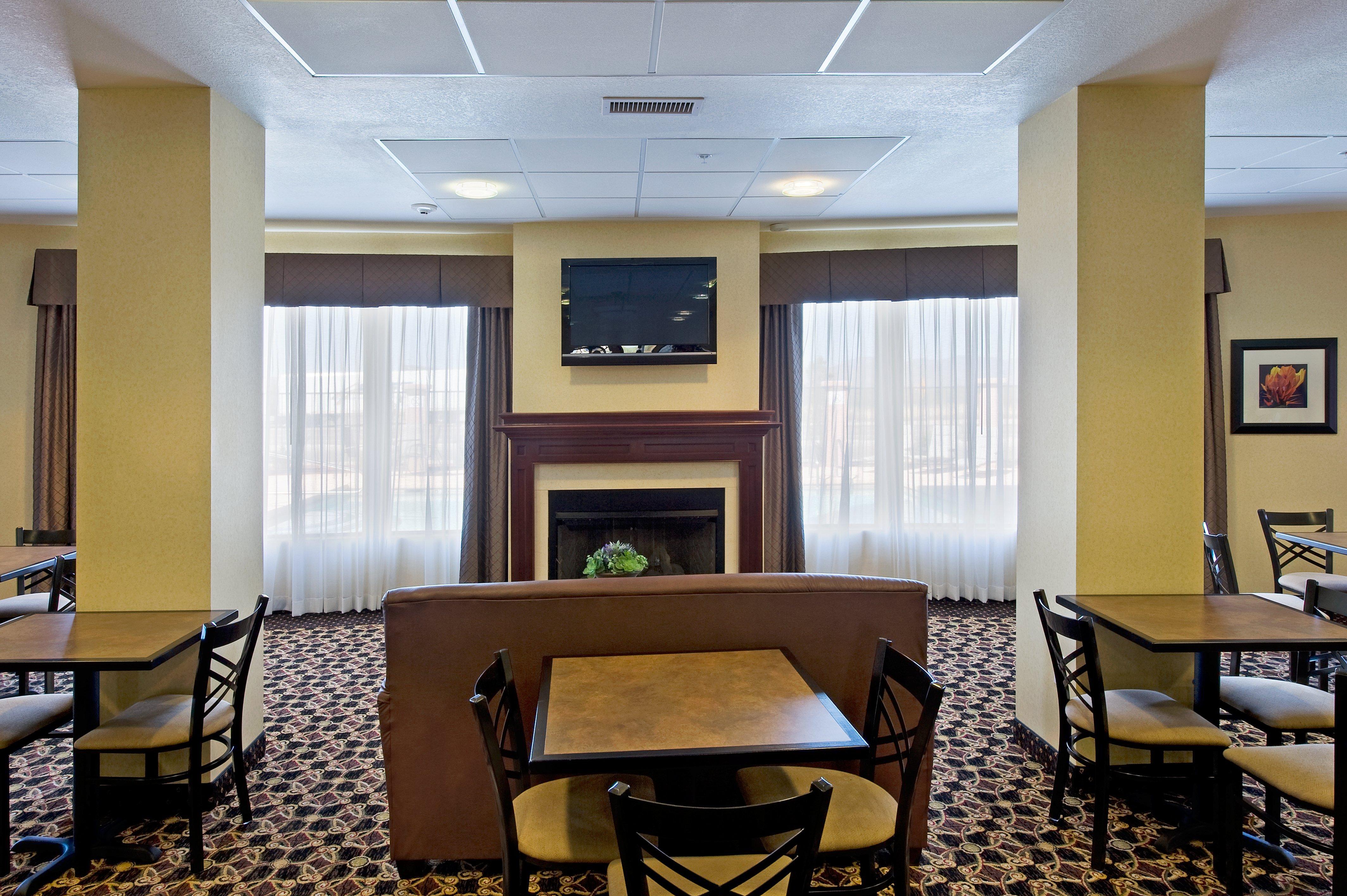 Holiday Inn Express & Suites Willcox Bagian luar foto